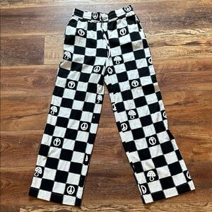 Black and White Checkered Pants #urbanoutfitters